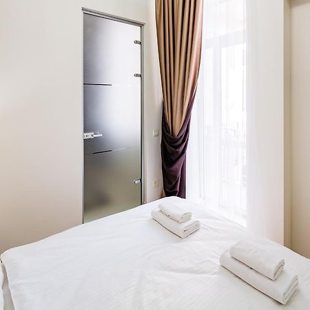 Leogrand Deluxe Apartments On Doroshenka 17 Львів Екстер'єр фото