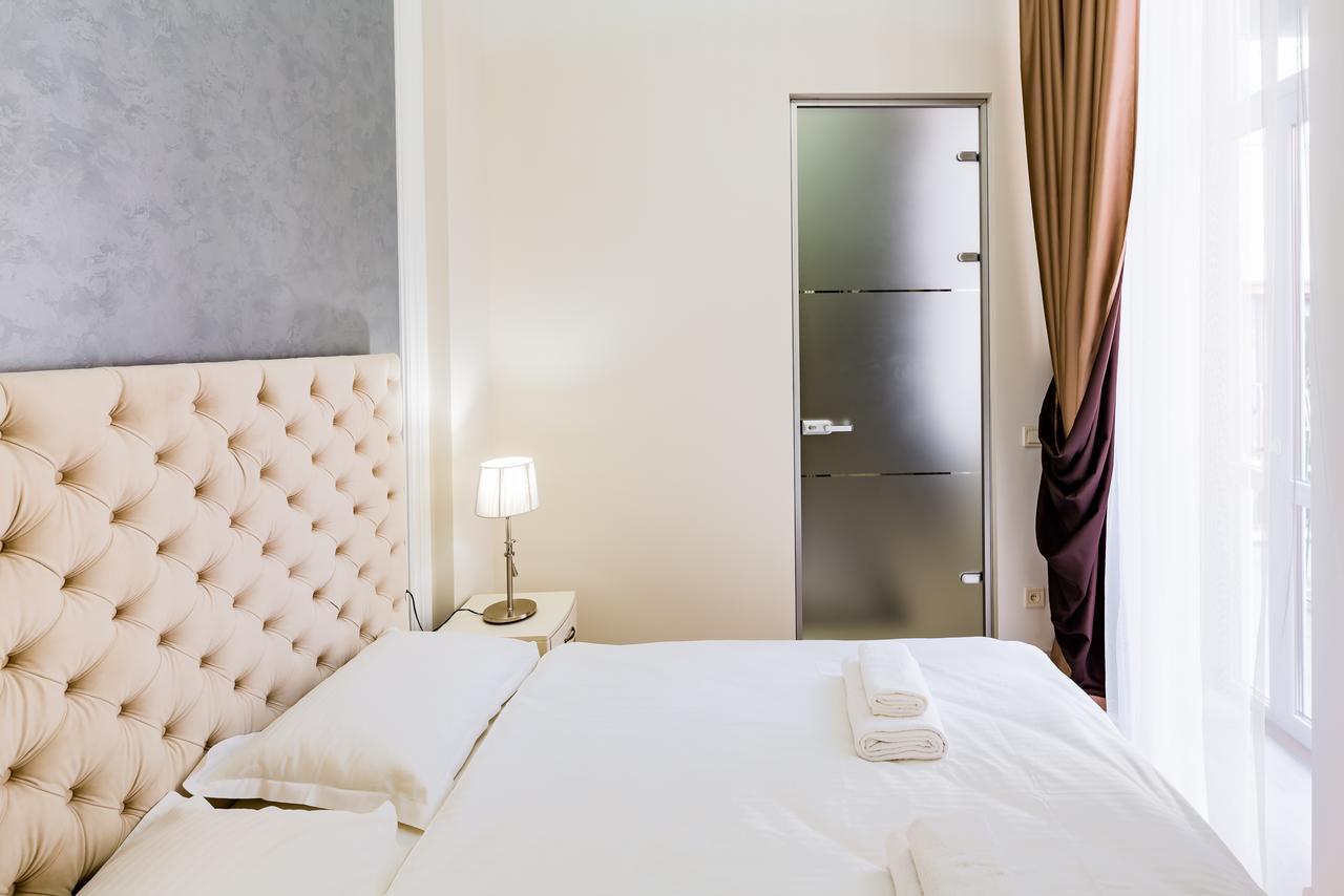 Leogrand Deluxe Apartments On Doroshenka 17 Львів Екстер'єр фото